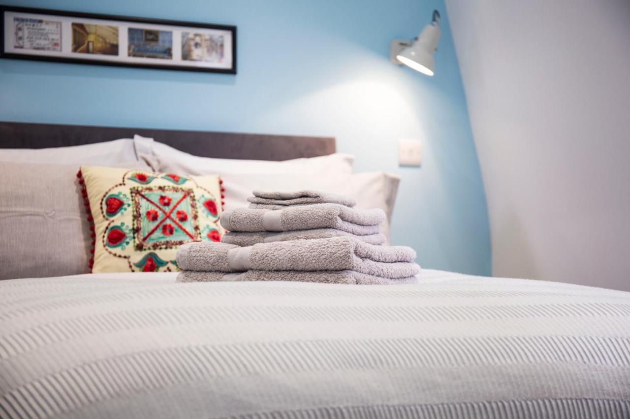 Luxury Bed Just Off The Canal London Exterior photo